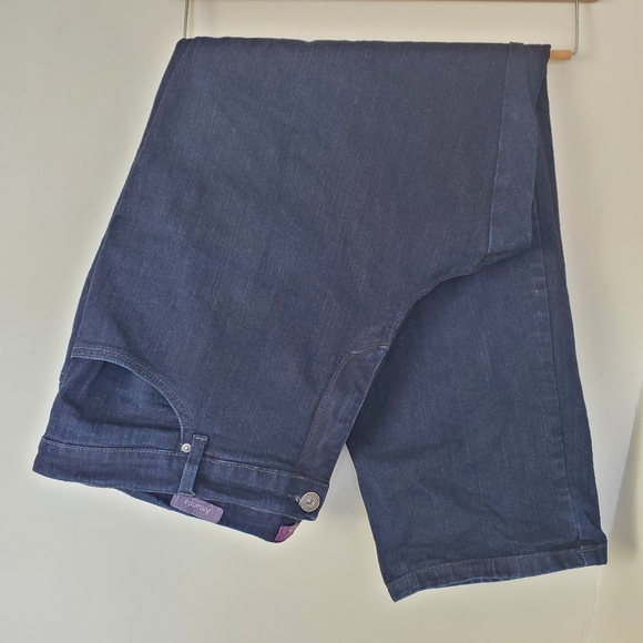 Dark wash jeans Amanda short - Picture 2 of 8